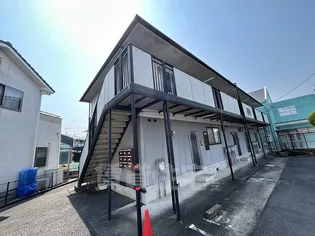 シャマードハイツ【1階】の外観