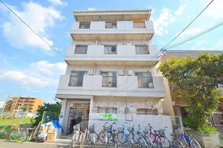 メゾンエトワールの画像