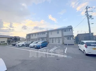 ノーブル萩【2階】の外観