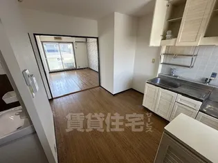 グランラフォーレ【2階】の居間