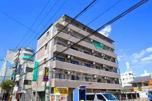 クリスタルプラザ【3階】の外観