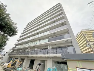 STANDZ新大阪の画像