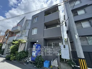 ベル甲子園口3【1階】の外観