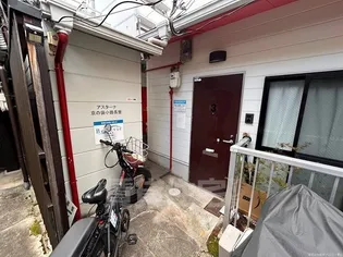 アスターナ京の袋小路長屋【1階】の外観
