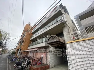 レジデンス長居【1階】の外観