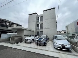 Calm cinco【1階】の外観