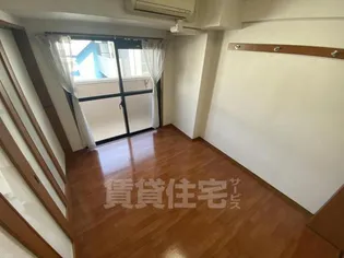 サウスサイド武庫之荘【3階】の寝室