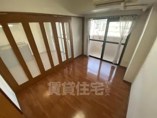 サウスサイド武庫之荘【3階】の寝室