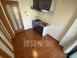 サウスサイド武庫之荘【3階】の居間