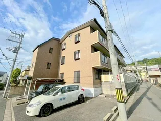 メゾン山下【3階】の外観