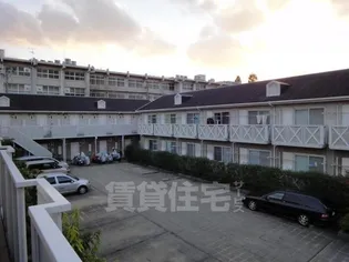 カネマスロイヤルコートA棟の画像