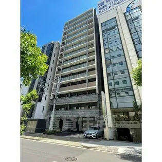 プレサンス丸の内城雅【9階】の外観