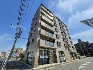 エンポリアム関【3階】の外観