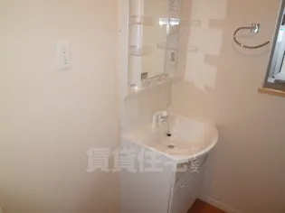 ルシェール鳴尾【1階】の内装