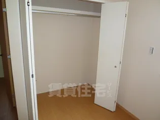 ルシェール鳴尾【1階】の内装