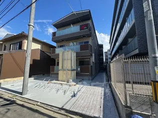 F asecia Canale【1階】の外観