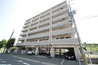 ヴェルドミール平城山【6階】の外観