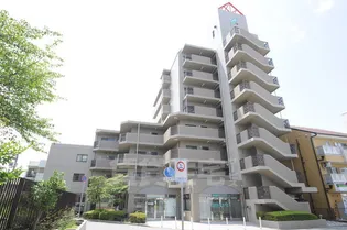 ファミーユ2【4階】の外観