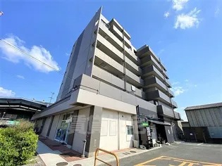 サンプラザ南京終【4階】の外観