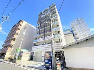 奈良県奈良市大宮町6丁目【マンション】の外観