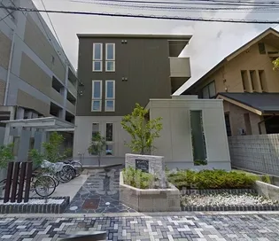 エバラン【1階】の外観