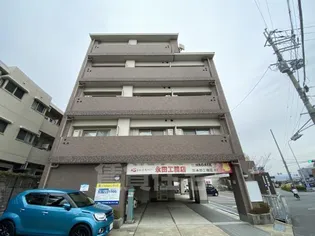 シャルレ10番館【204号室】の外観