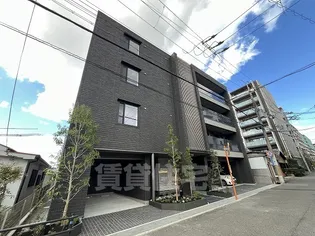 レジデンス三条宮前【3階】の外観