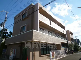 夙川フィネス【3階】の外観