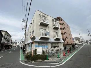 サニーハウス【2階】の外観