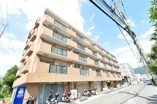 シロハイヌ吉田【4階】の外観