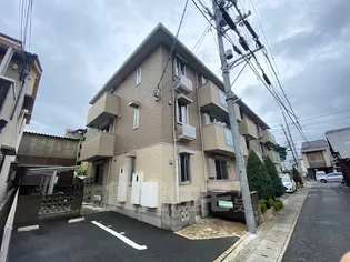 ラ・セゾン嵐山【1階】の外観