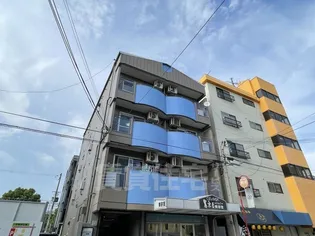 ホワイトハウス平野【4階】の外観