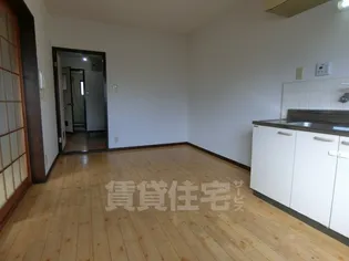 ハイコーポFUJITA【2階】の居間