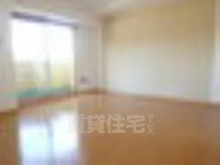 アルティエーレ・セラA棟【3階】の居間