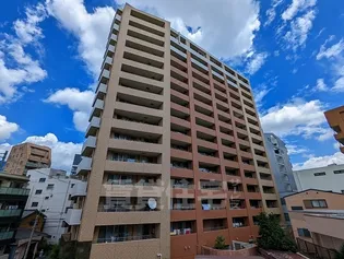 ベレーサ鶴舞公園【8階】の外観