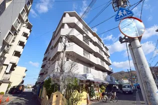 有宏ハイツ【4階】の外観