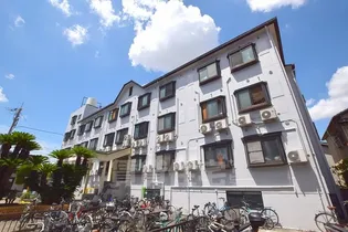 ロイヤル柏原【110号室】の外観