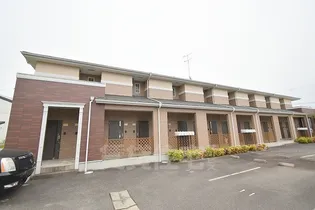 滋賀県守山市立入町【アパート】の外観