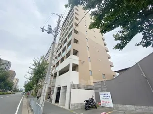 ロイヤルシティ西大路【11階】の外観