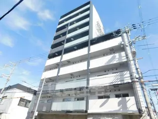 リブネスコート大阪大学前【3階】の外観