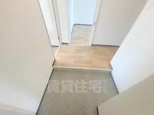 ハイムポーロニア【1階】の玄関