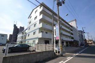 クレール西町南館【1階】の外観