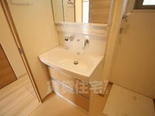 アンジュ京都天神川【2階】の内装