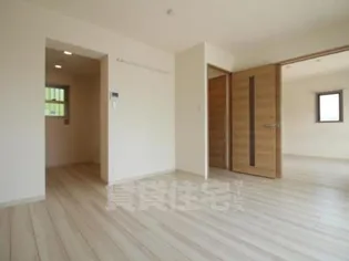 アンジュ京都天神川【2階】の居間