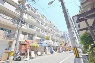 ローズコーポ新大阪第1【6階】の外観