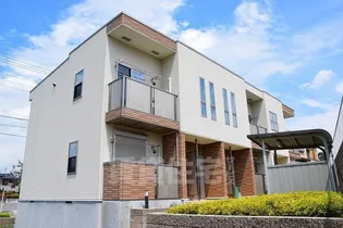 グレイスハイツ上の山【2階】の外観