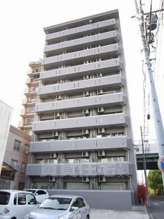 ラ アペイサント【6階】の外観