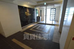 プレサンス心斎橋ラヴィ【3階】の玄関