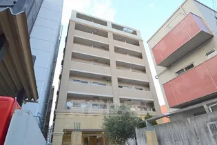 セントロイヤルクラブ新大阪【3階】の外観