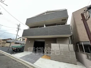 カーサウッド花園【3階】の外観